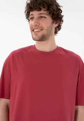 Erkek Long Fit Bisiklet Yaka Vişne Basic Tişört - 50305988078