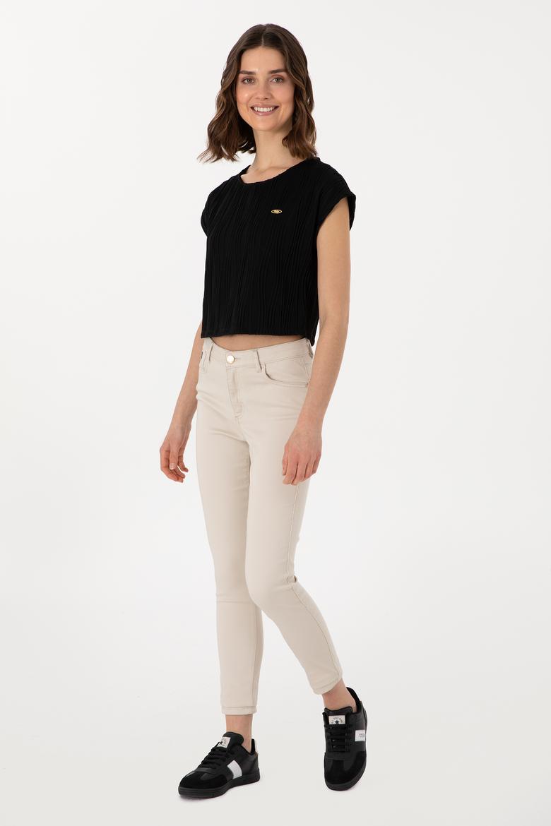 Kadın Siyah Crop Bisiklet Yaka Tişört - 50299812031