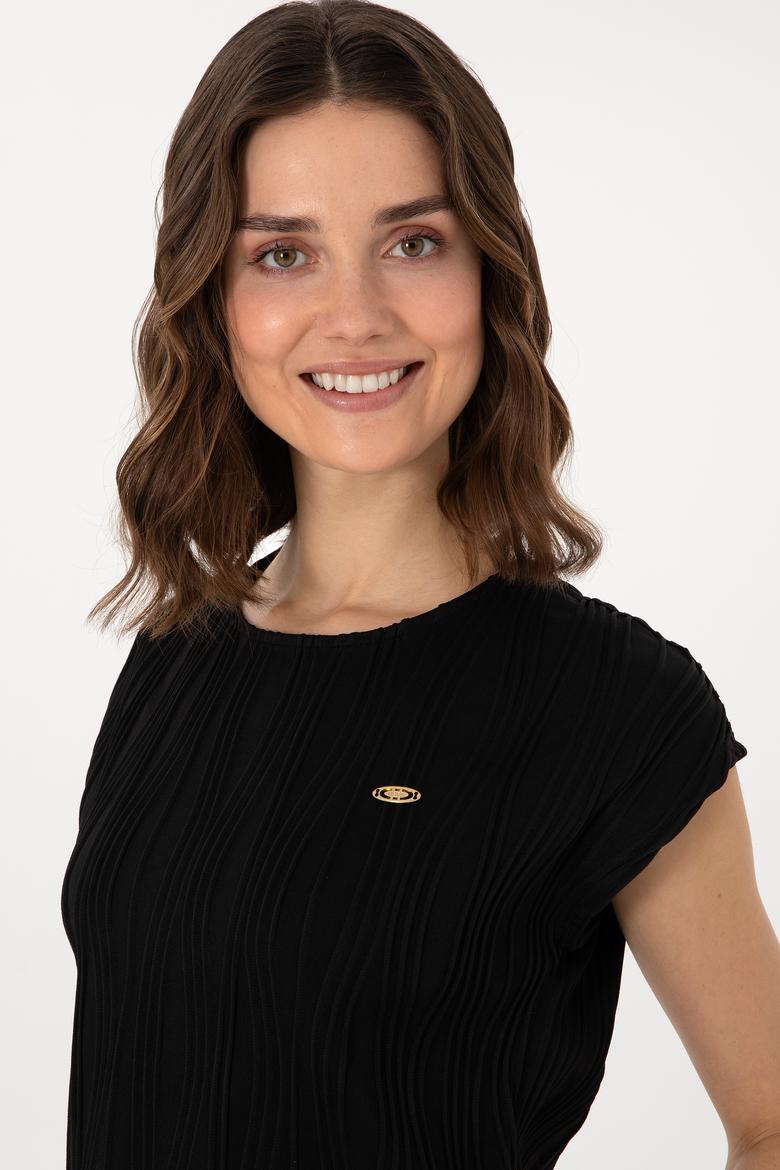 Kadın Siyah Crop Bisiklet Yaka Tişört - 50299812031