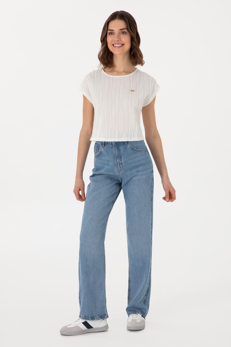 Kadın Beyaz Crop Bisiklet Yaka Tişört - 50299812012