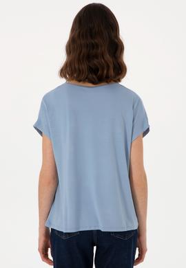 Kadın Mavi V Yaka Tişört - 50300784013