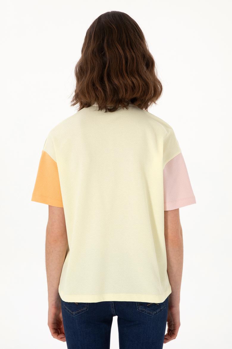 Kadın Açık Haki Polo Yaka Tişört - 50300799009