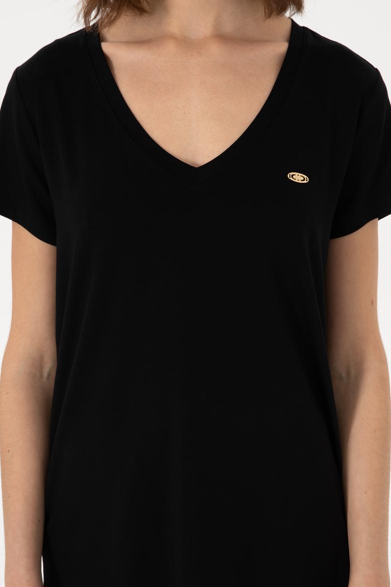 Kadın Siyah V Yaka Basic Tişört - 50300829033