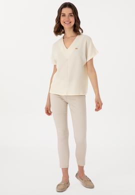 Kadın Krem V Yaka Tişört - 50299795009