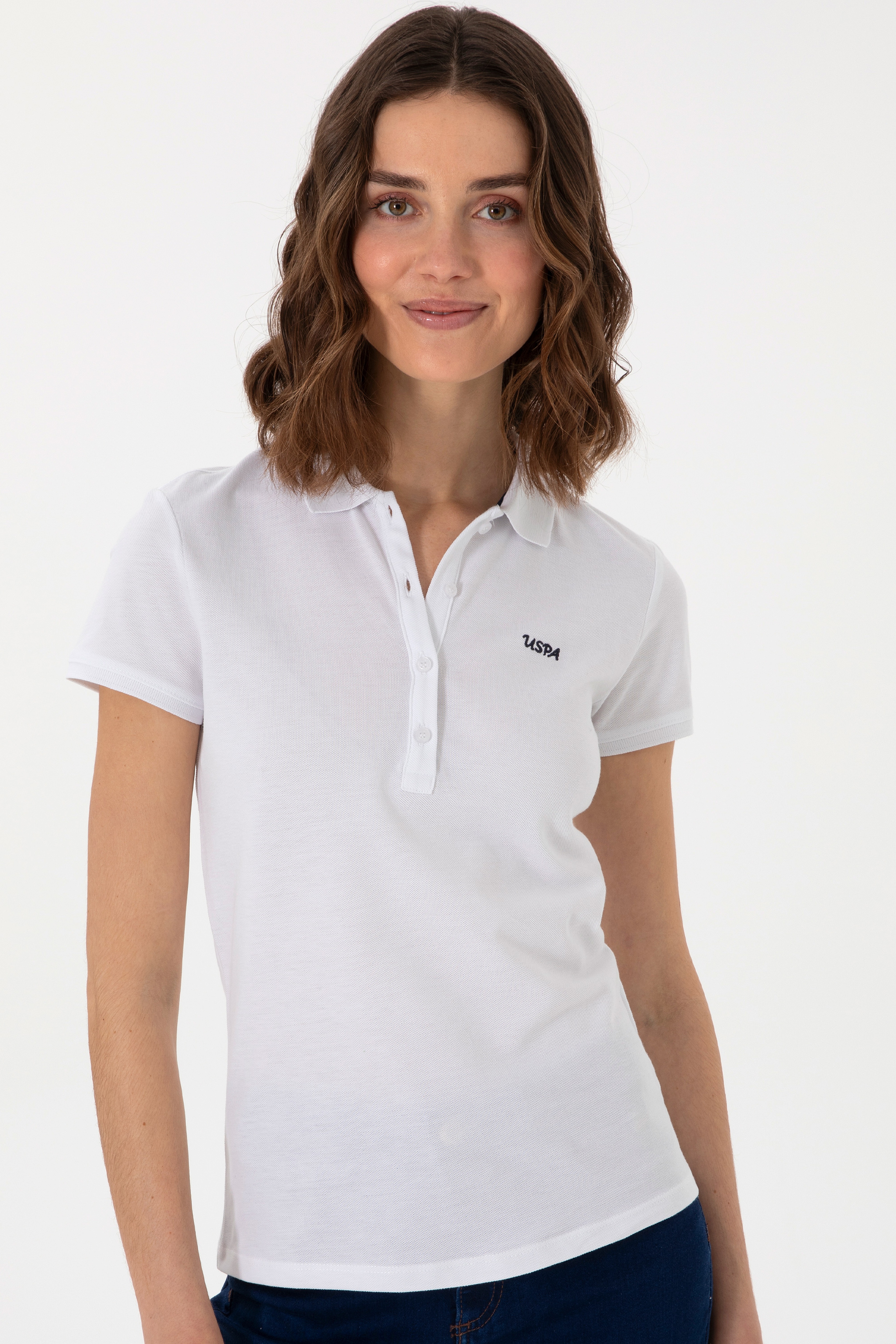 Kadın Beyaz Basic Polo Yaka Tişört - Image 4