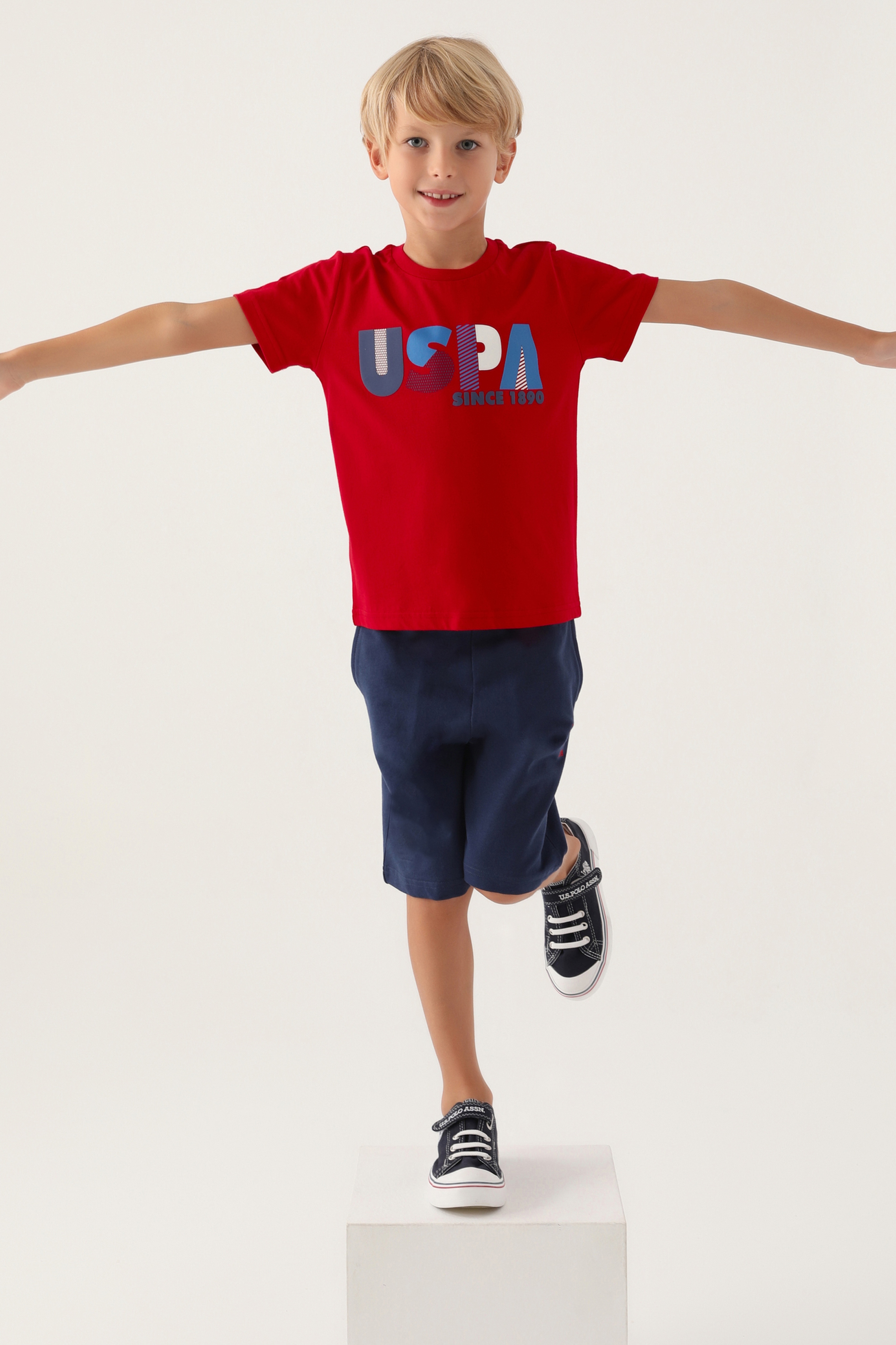 Erkek Çocuk Kırmızı Pijama Takımı