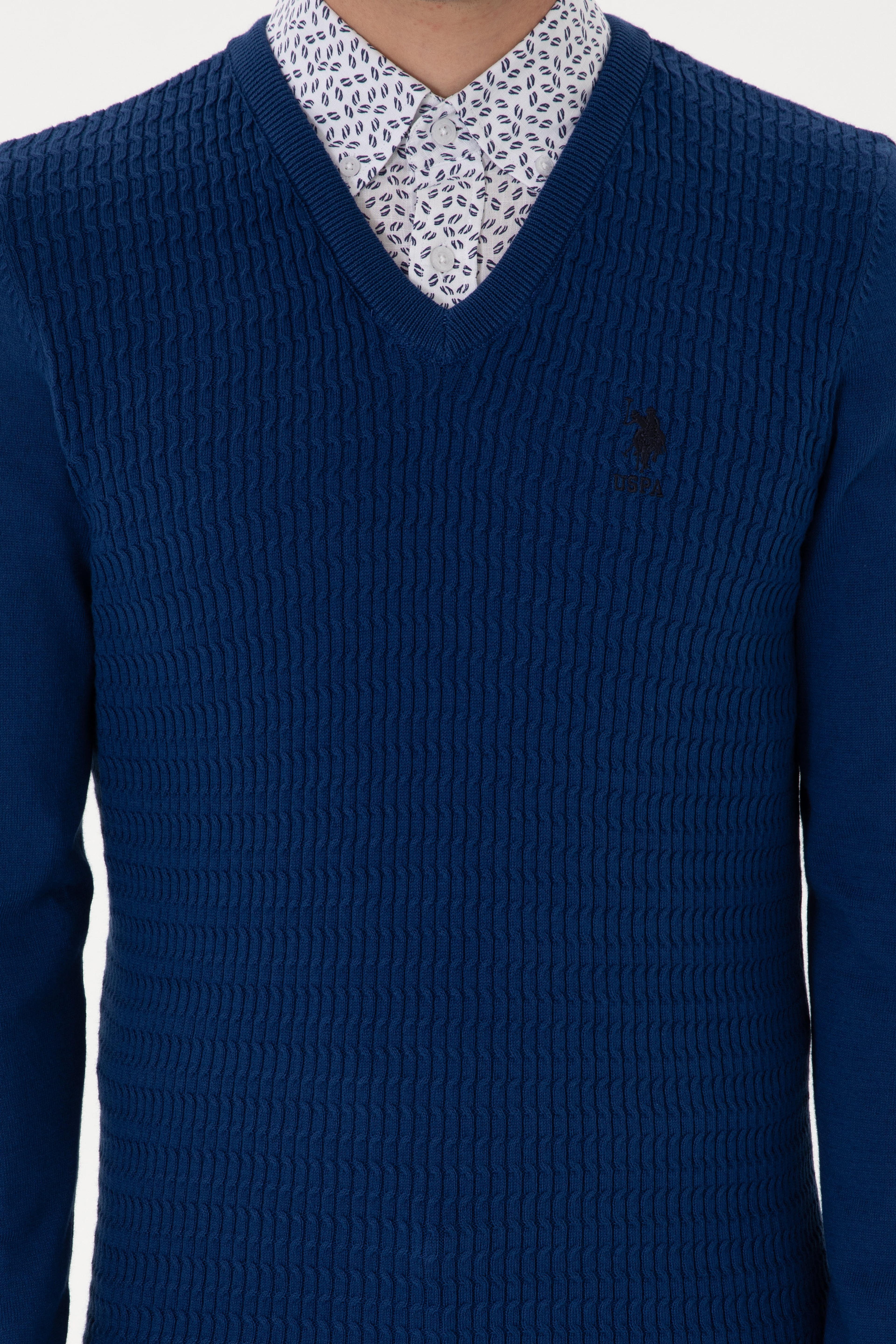Erkek Slim Fit V Yaka İndigo Basic Kazak - Image 6