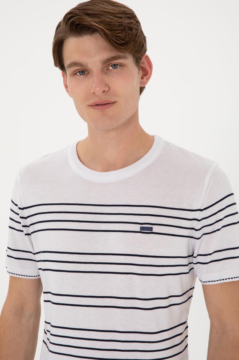 Erkek Slim Fit Bisiklet Yaka Beyaz Tişört