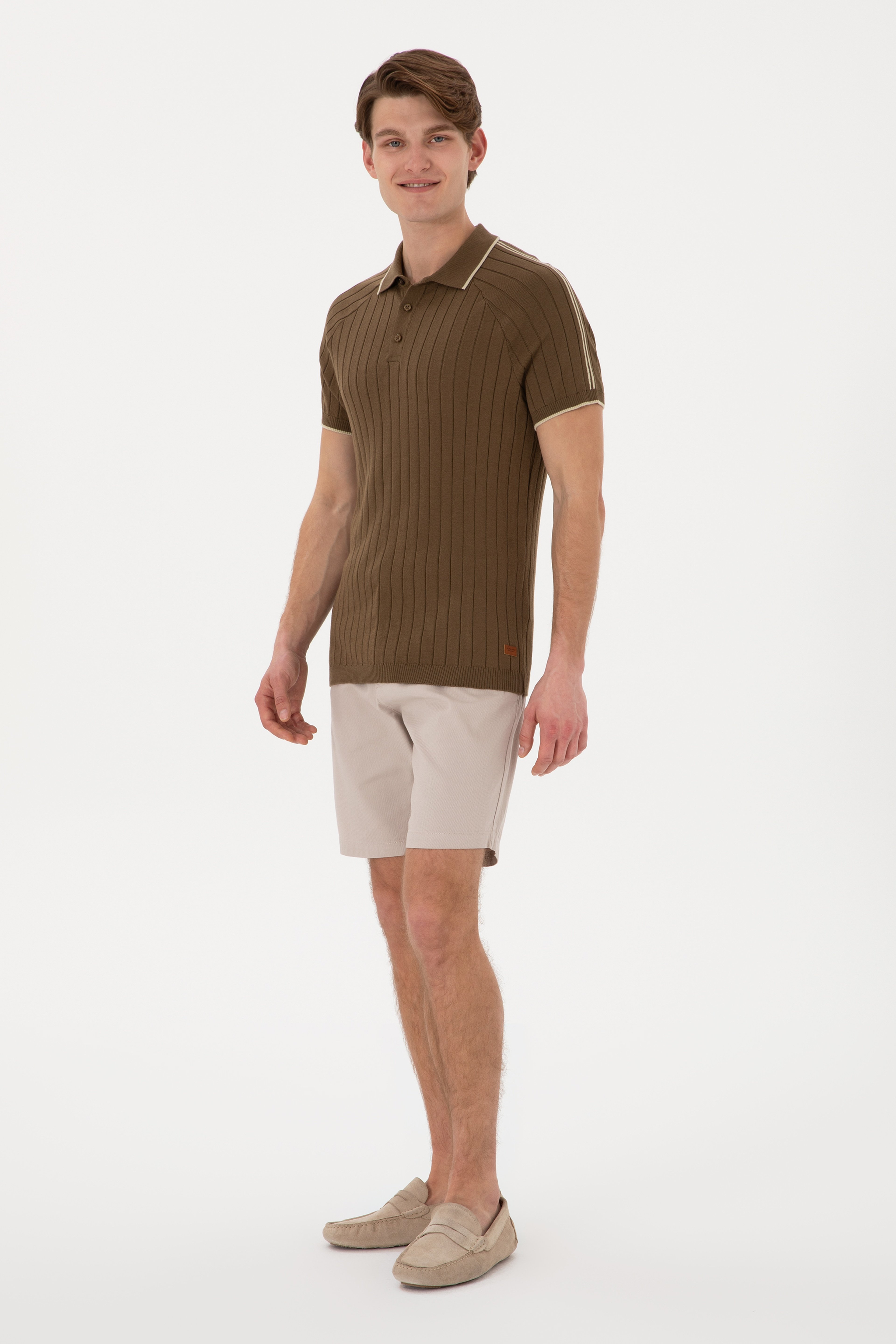 Erkek Slim Fit Bisiklet Yaka Haki Tişört
