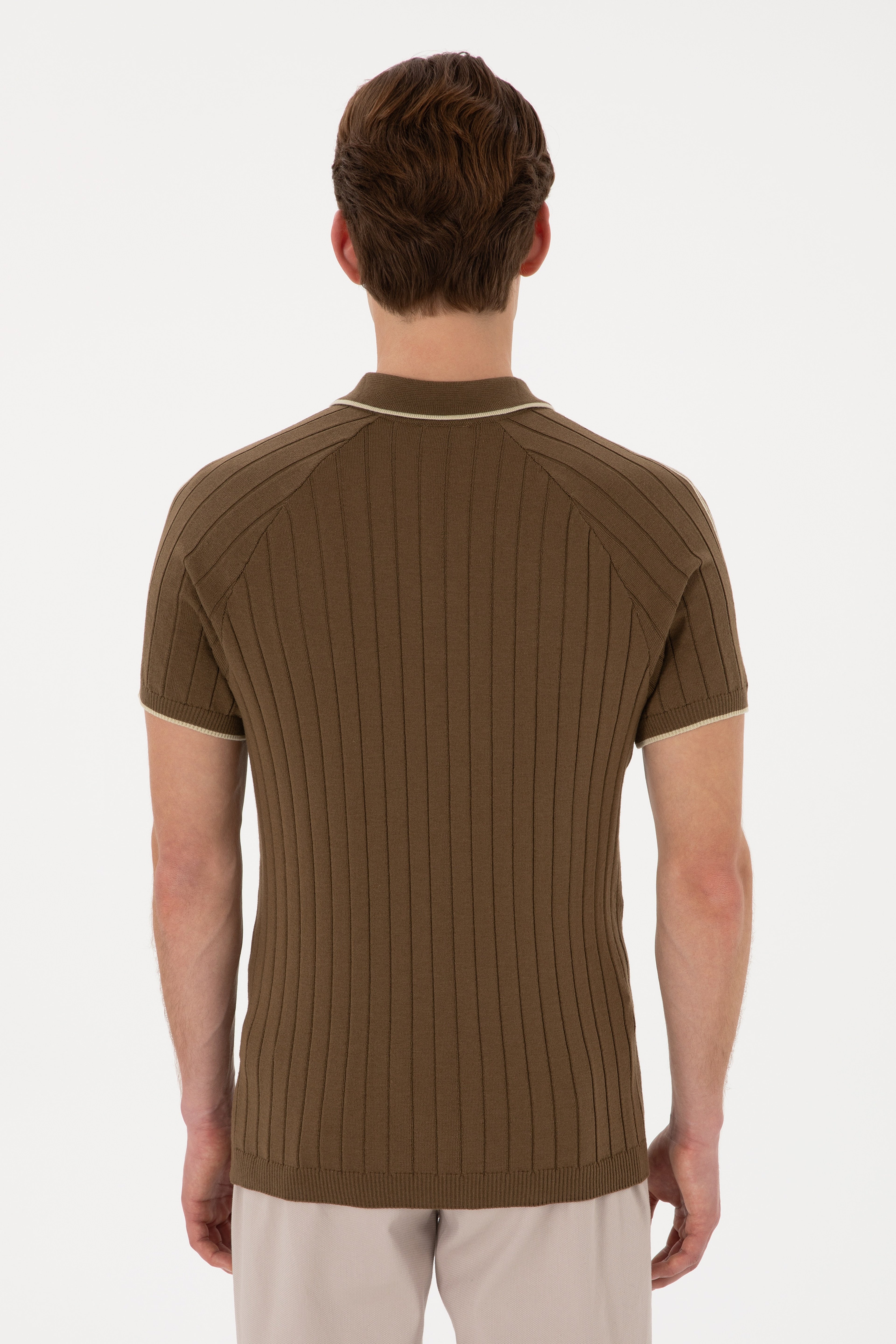 Erkek Slim Fit Bisiklet Yaka Haki Tişört