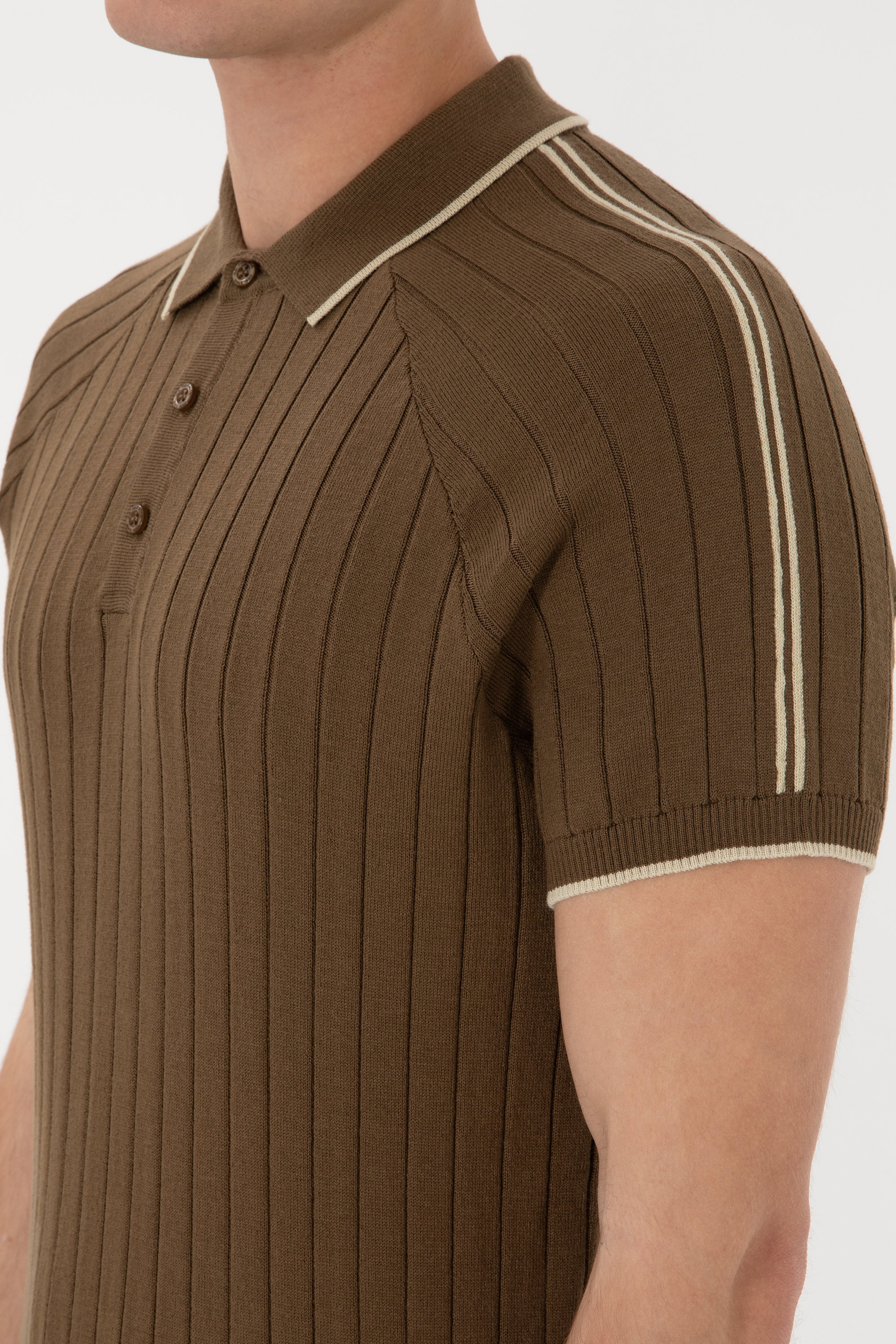 Erkek Slim Fit Bisiklet Yaka Haki Tişört - Image 7