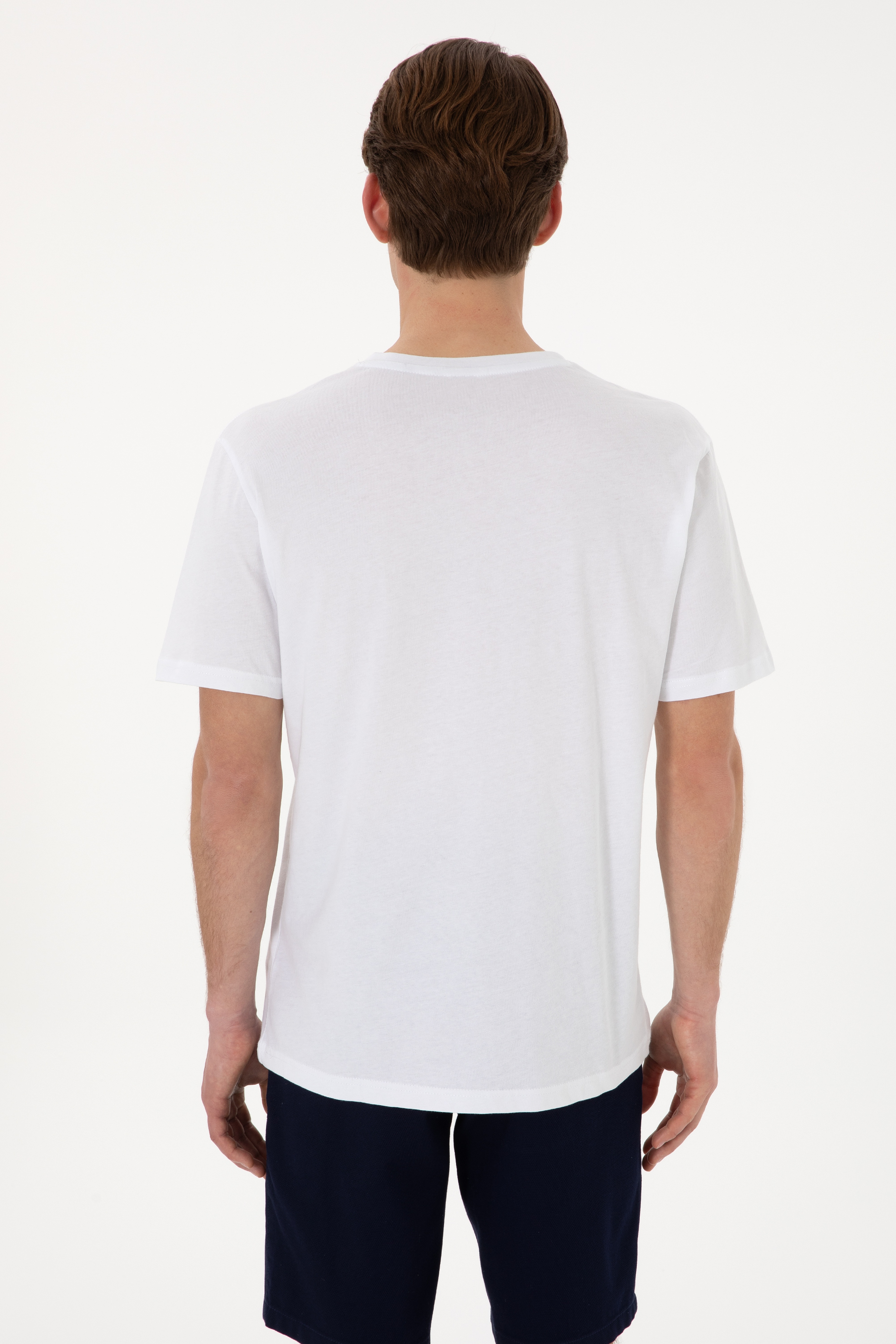 Erkek Regular Fit V Yaka Siyah Basic Tişört