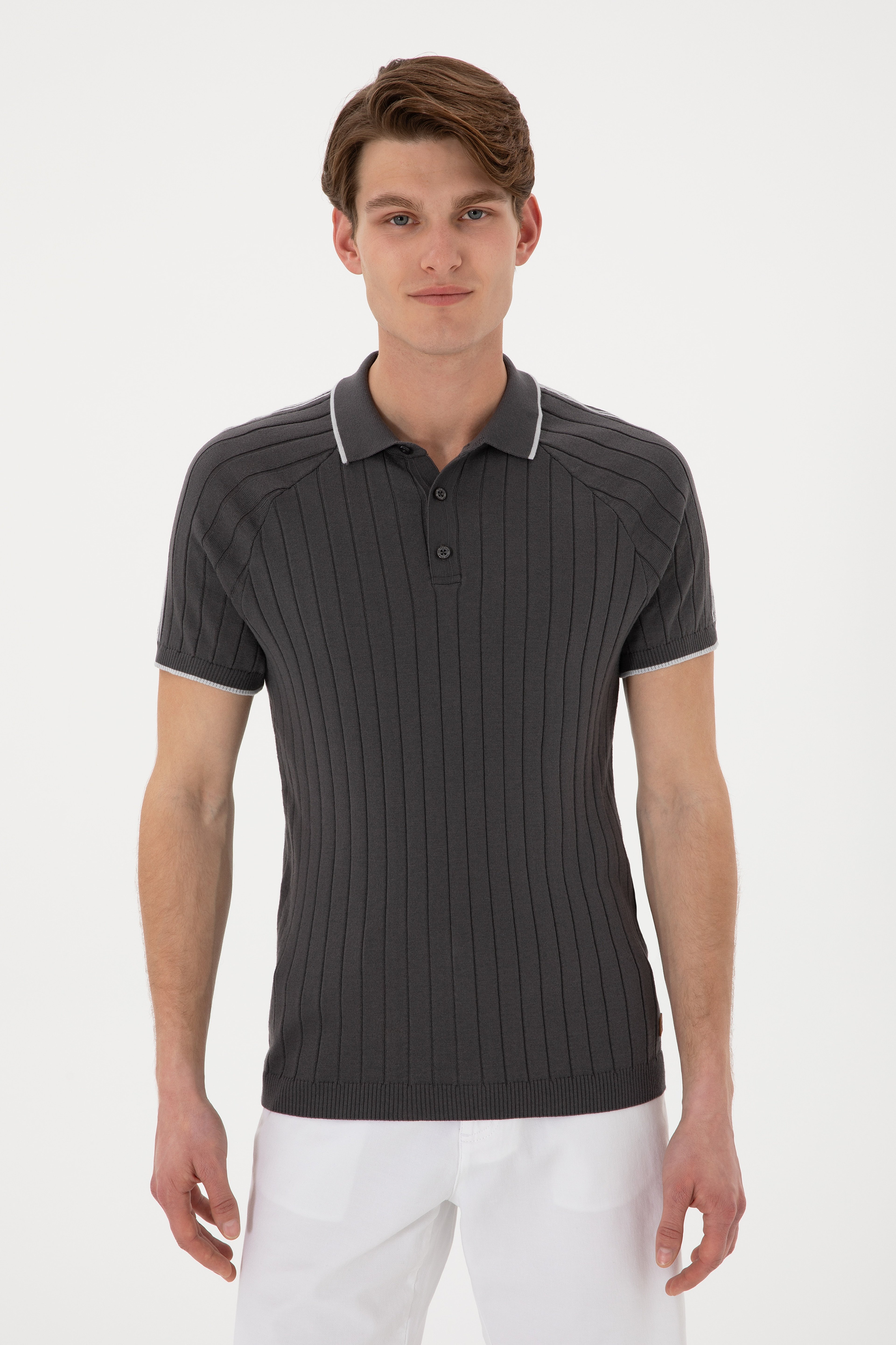 Erkek Slim Fit Bisiklet Yaka Antrasit Tişört