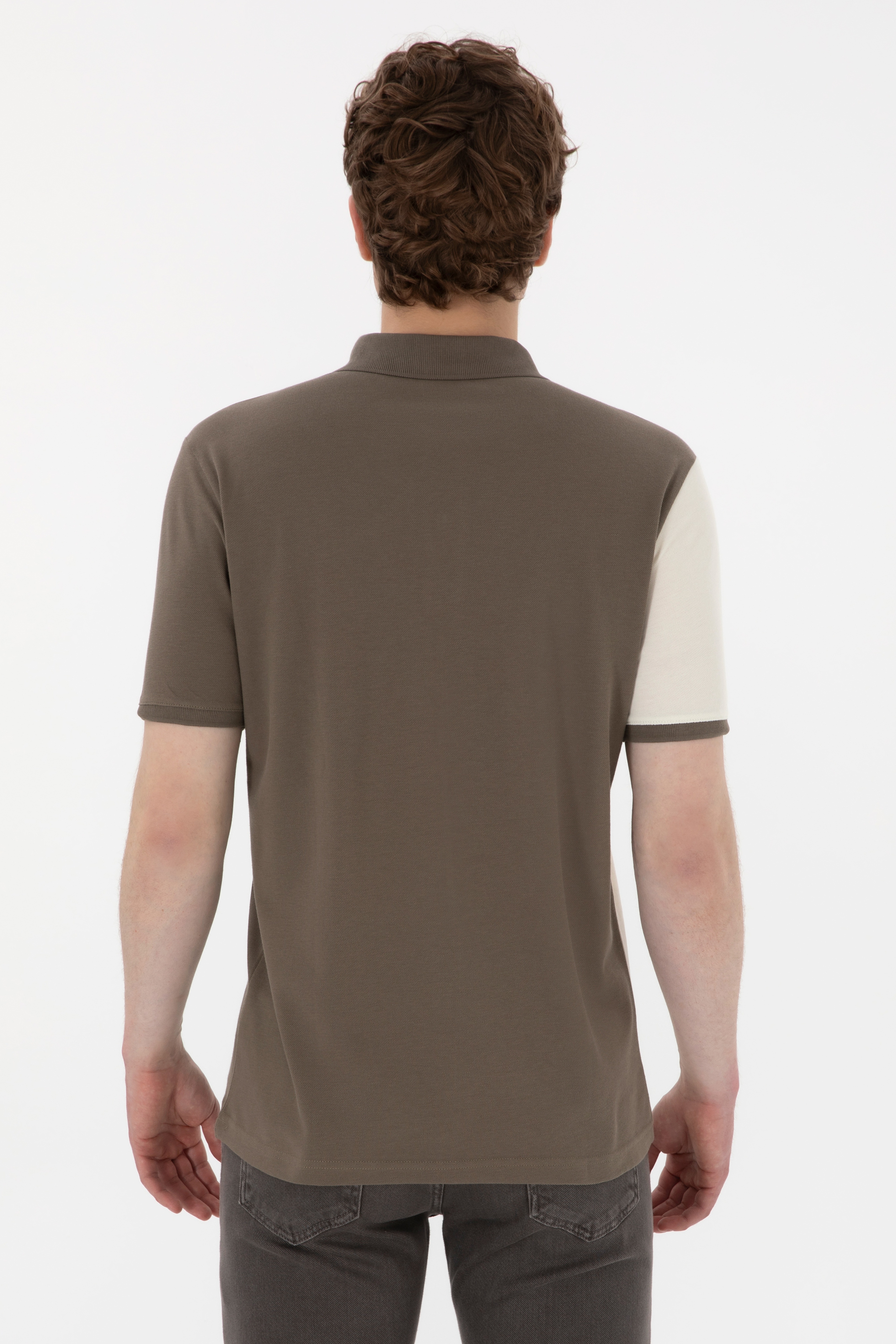 Erkek Regular Fit Polo Yaka Vizon Tişört - Image 5