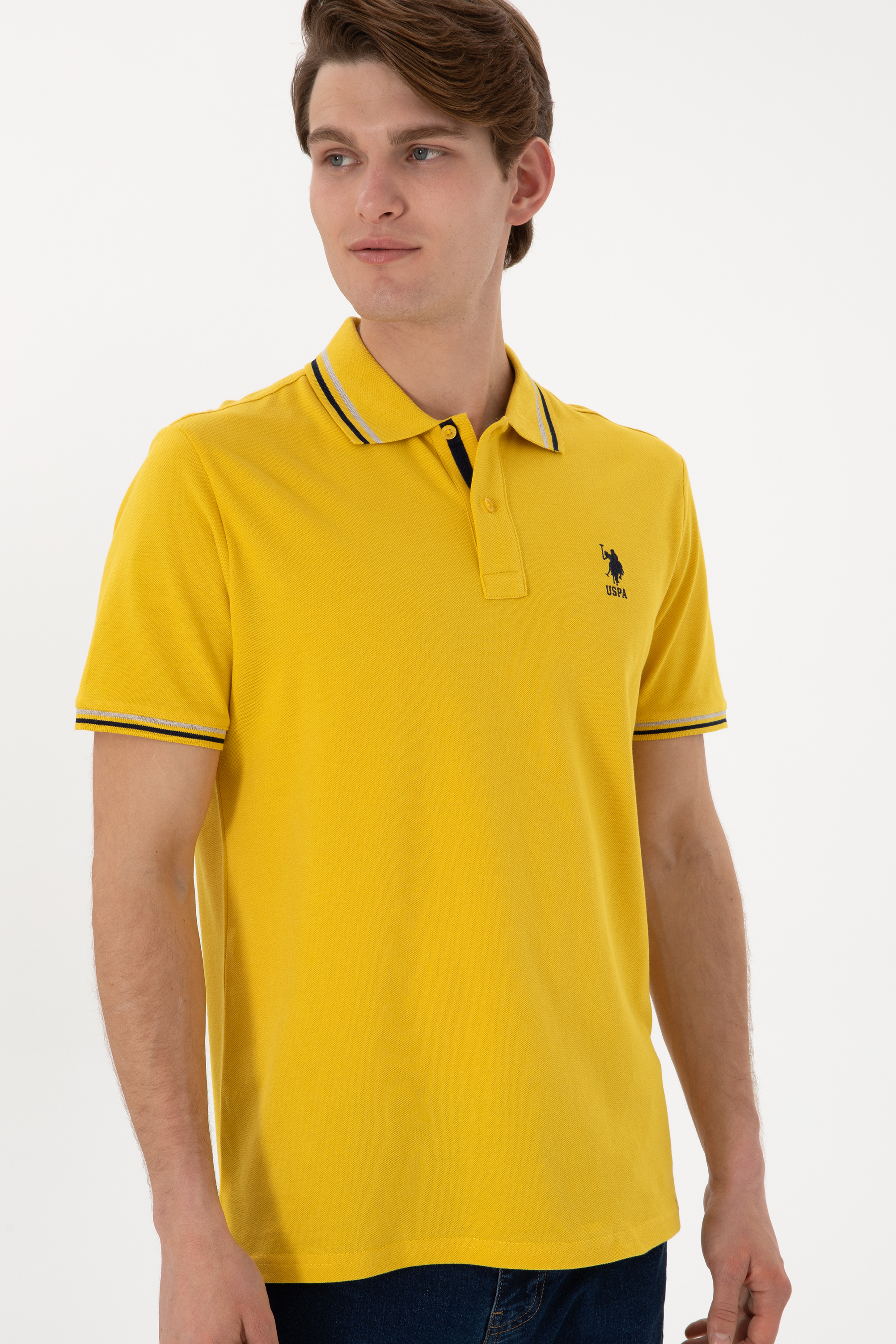 Erkek Regular Fit Polo Yaka Sarı Basic Tişört - Image 4