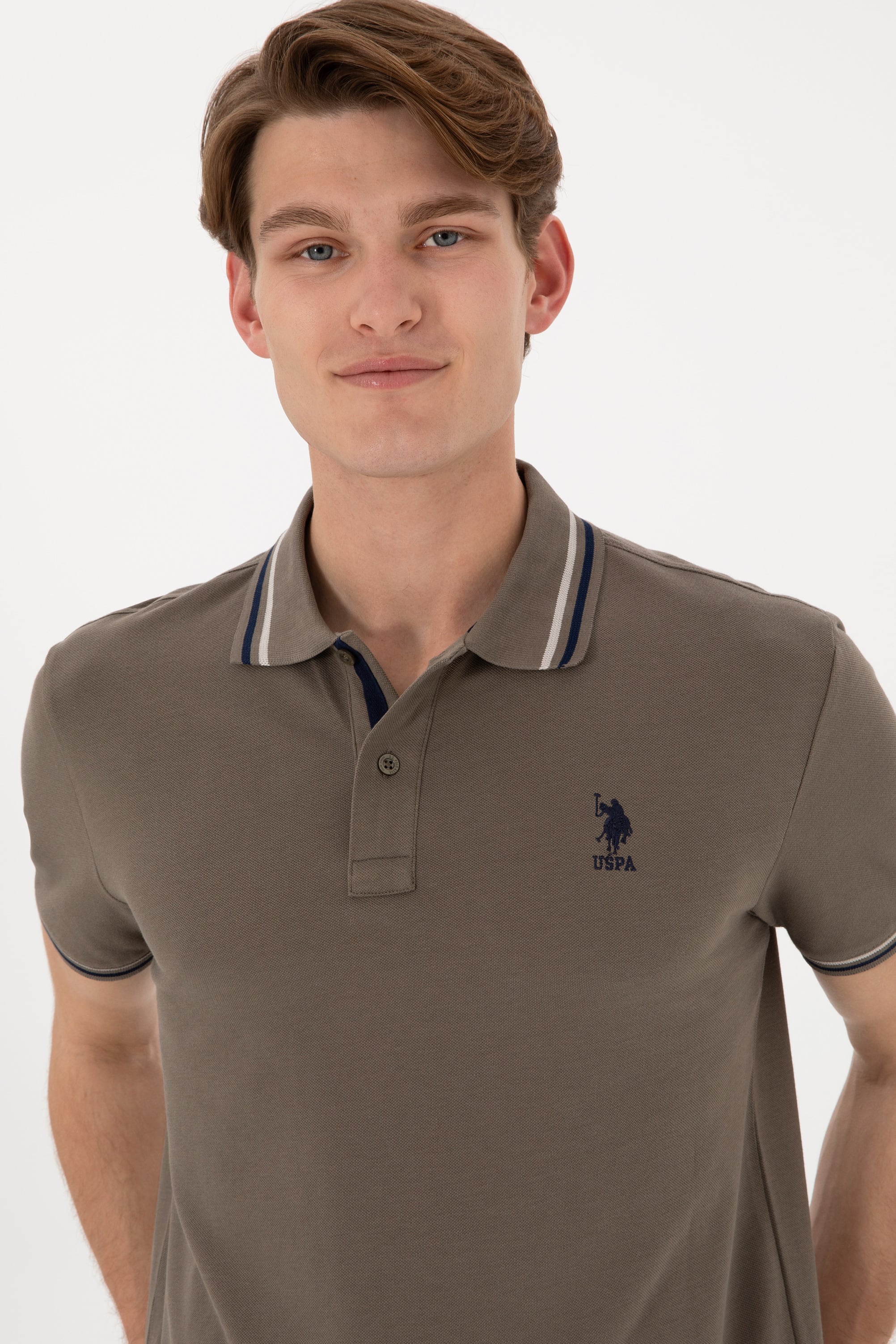 Erkek Regular Fit Polo Yaka Vizon Basic Tişört - Image 3