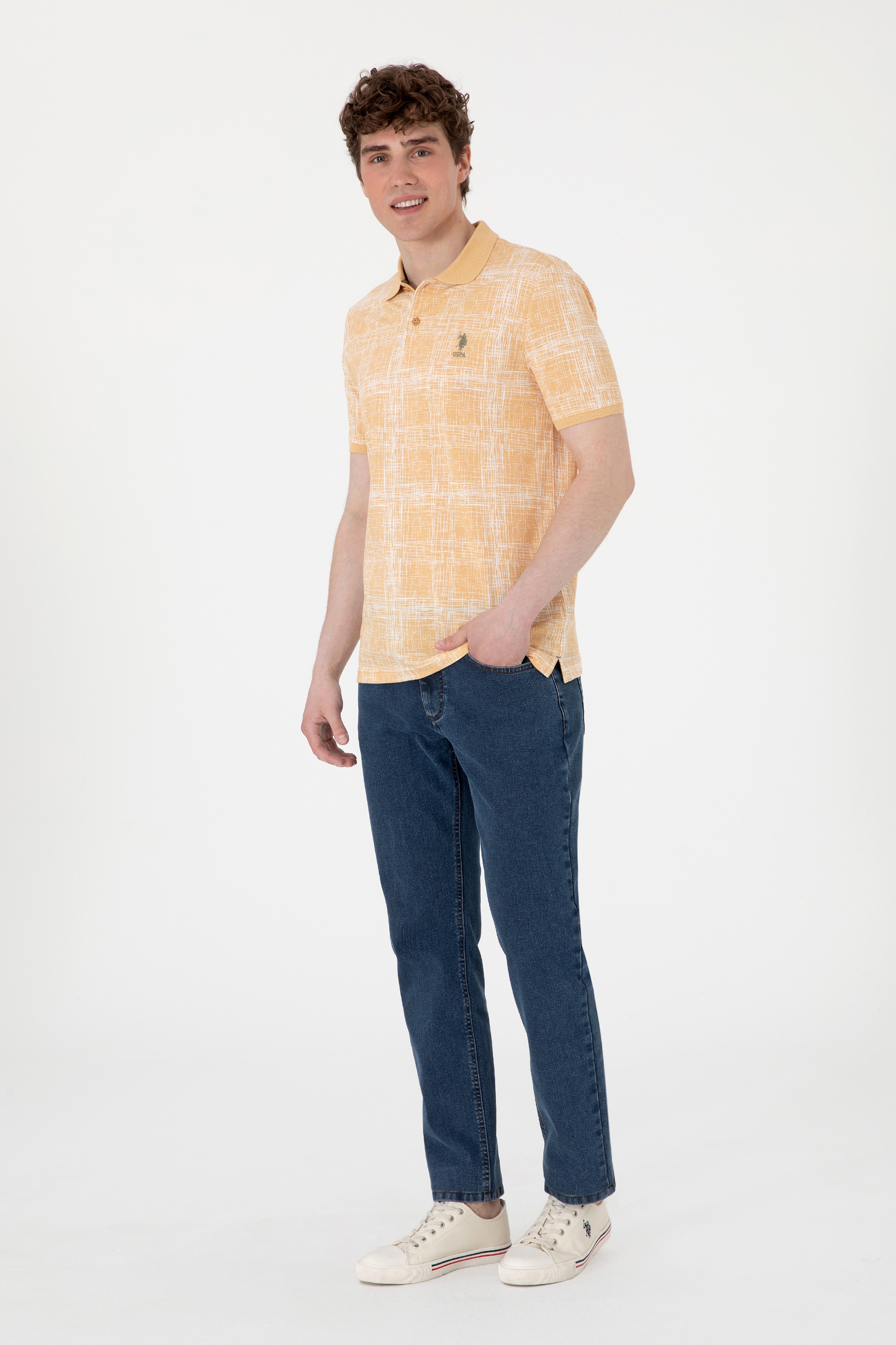 Erkek Regular Fit Polo Yaka Bej Desenli Tişört - Image 4