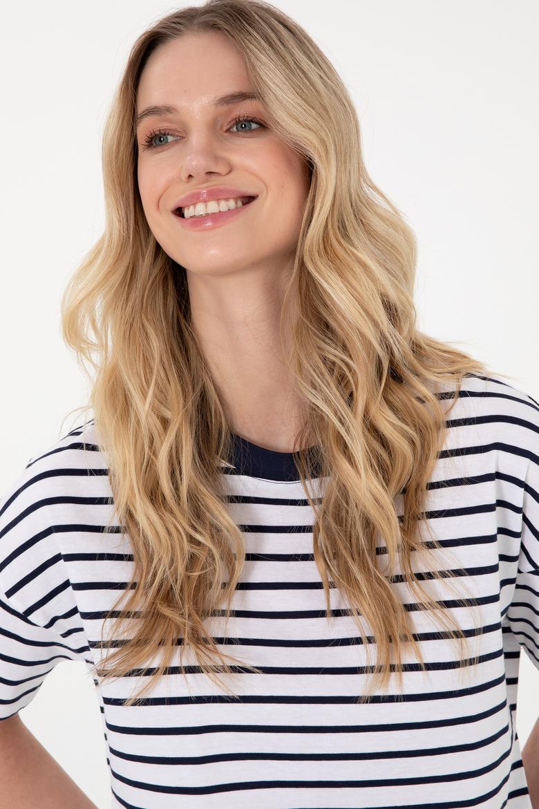 Kadın Lacivert Çizgili Bisiklet Yaka Tişört - 50305911030