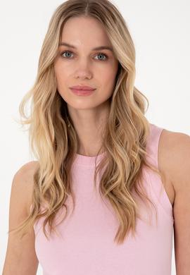 Kadın Açık Pembe Kolsuz Bisiklet Yaka Basic Tişört - 50305841110