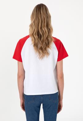 Kadın Kırmızı Bisiklet Yaka Tişört - 50305771004