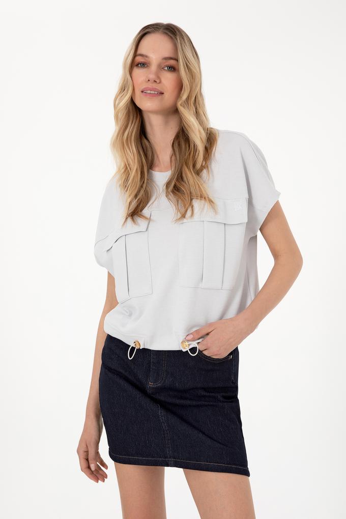 Kadın Açık Gri Bisiklet Yaka Tişört