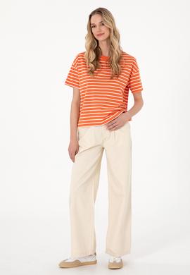 Kadın Nar Çiçeği Çizgili Bisiklet Yaka Tişört - 50305911004