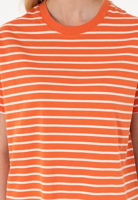 Kadın Nar Çiçeği Çizgili Bisiklet Yaka Tişört - 50305911004