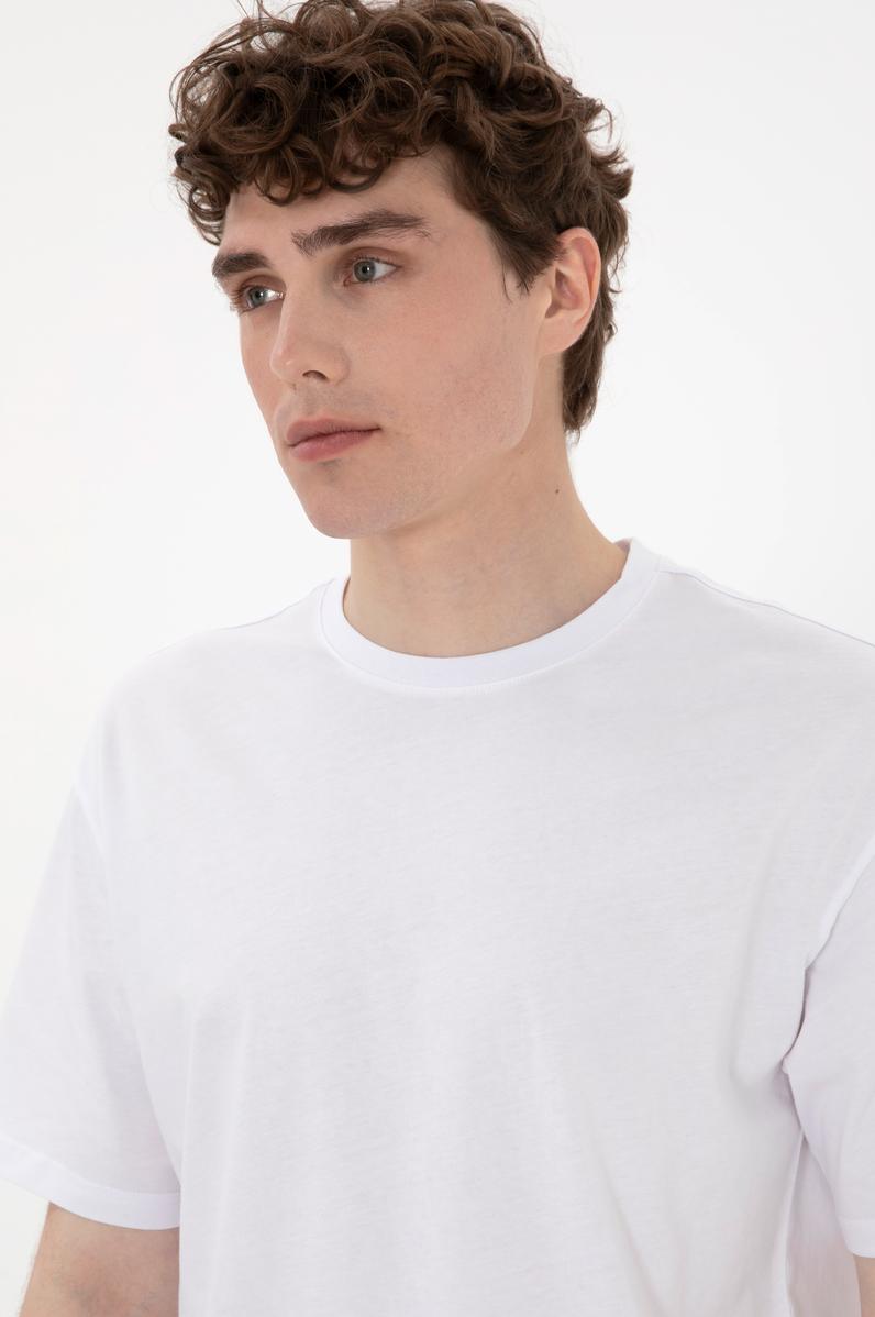 Erkek Comfort Fit Bisiklet Yaka Beyaz Tişört