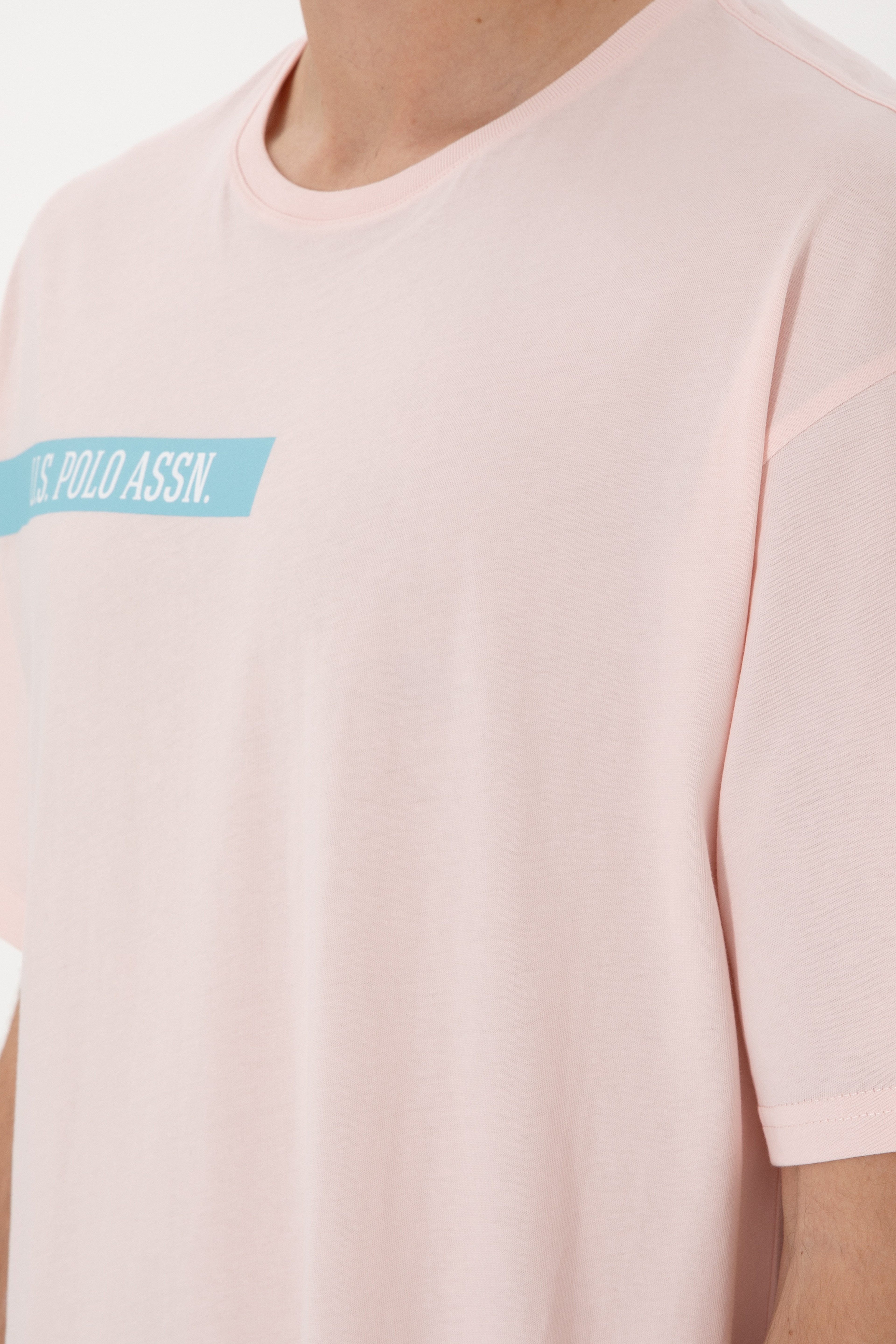 Erkek Comfort Fit Bisiklet Yaka Açık Pembe Tişört