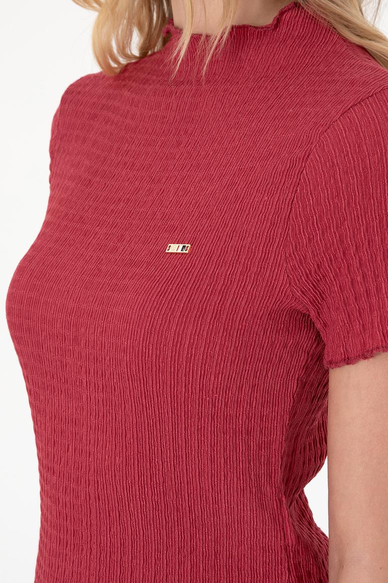 Kadın Vişne Dik Yaka Tişört - 50312951036