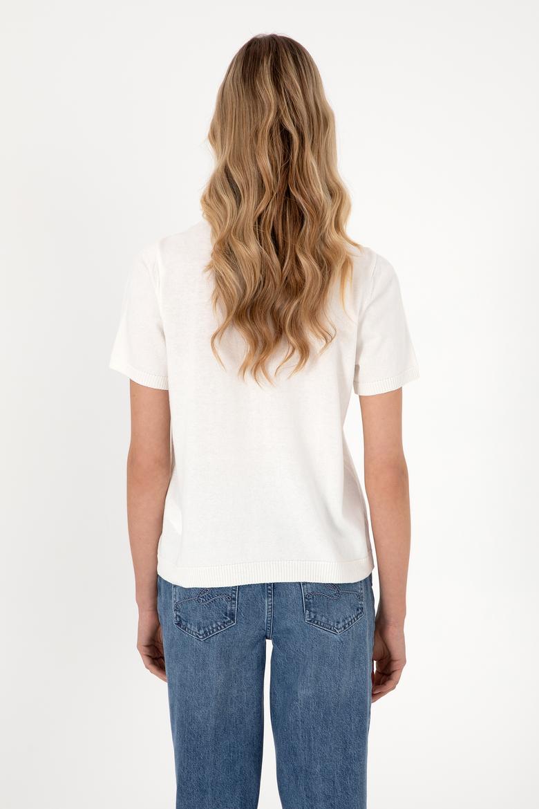 Kadın Beyaz Bisiklet Yaka Triko Tişört - 50306460011