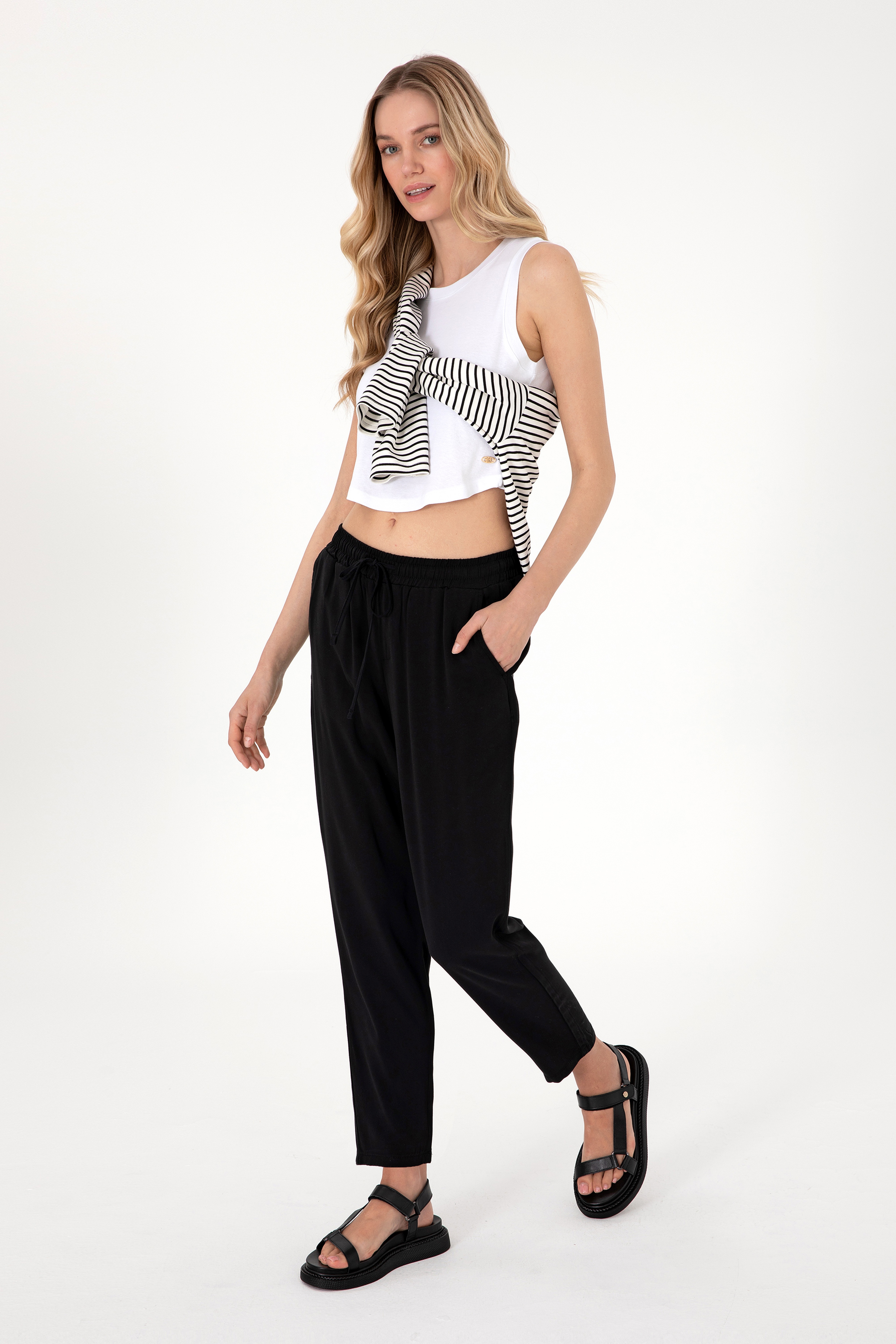 Kadın Siyah Harem Fit Kanvas Pantolon - Image 3