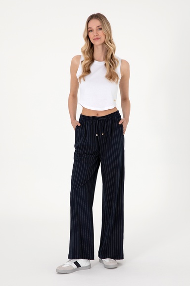 Kadın Lacivert Çizgili Loose Relax Fit Kanvas Pantolon