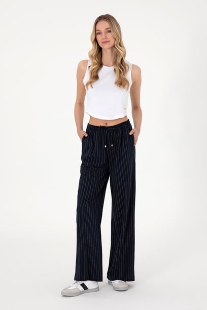 Kadın Lacivert Çizgili Loose Relax Fit Kanvas Pantolon