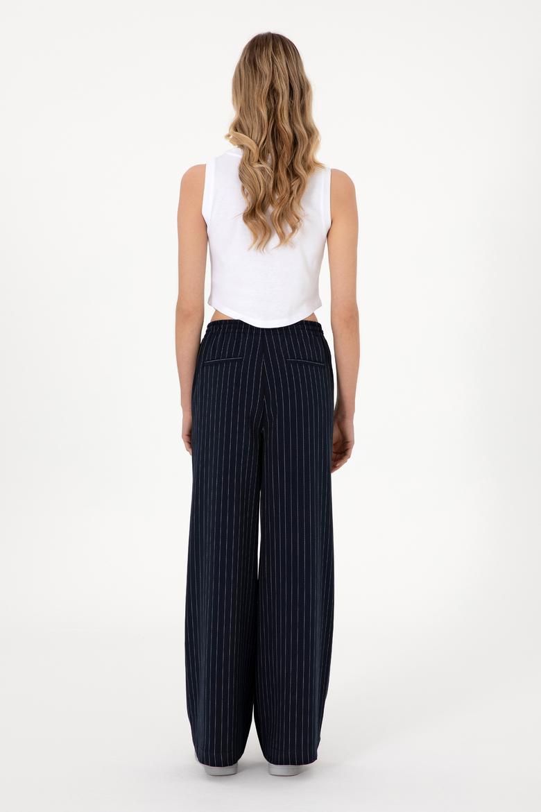 Kadın Lacivert Çizgili Loose Relax Fit Kanvas Pantolon - 50309105005