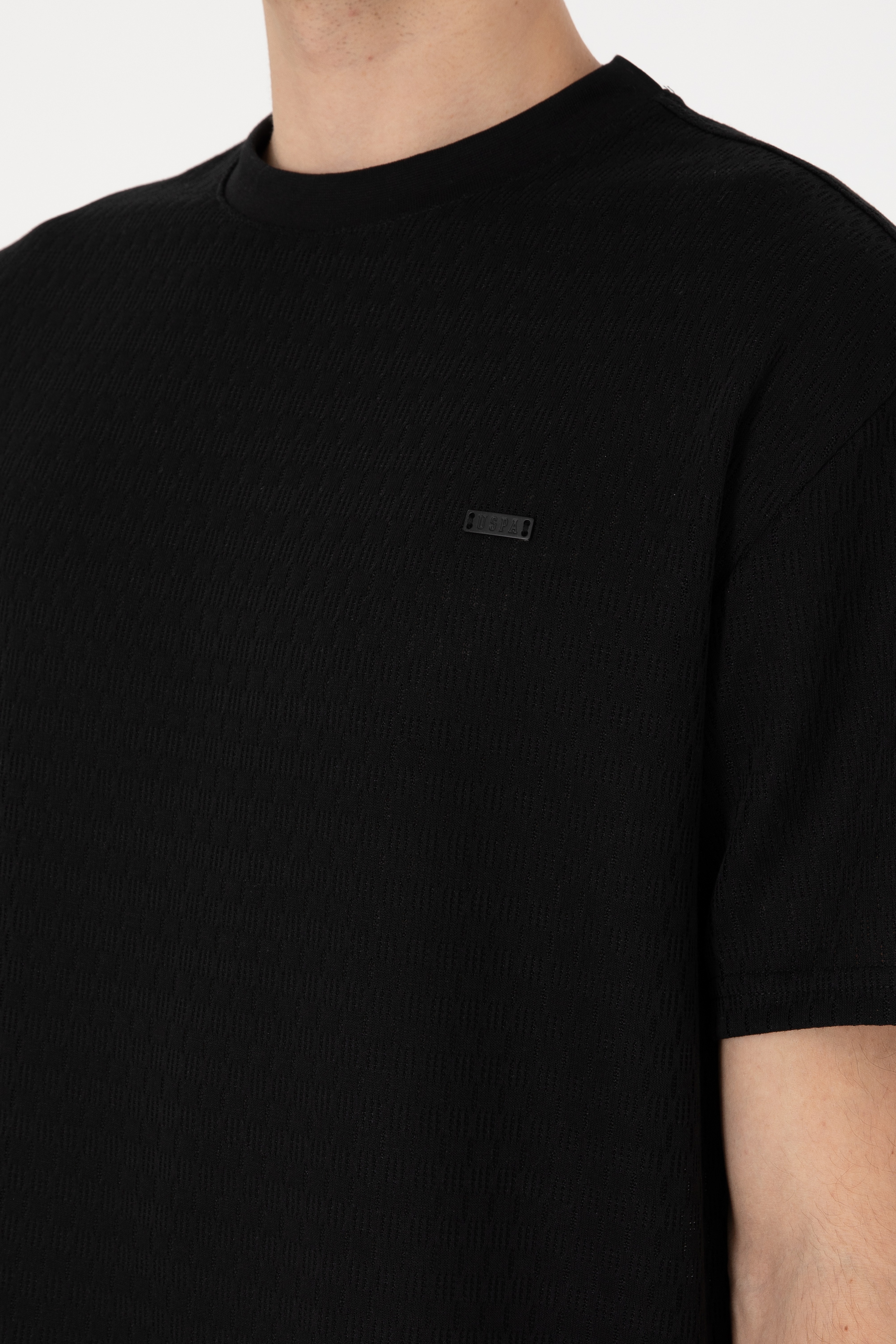 Erkek Comfort Fit Bisiklet Yaka Siyah Tişört