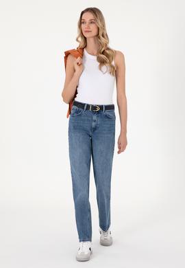 Kadın Beyaz Kolsuz Bisiklet Yaka Basic Tişört - 50305841039