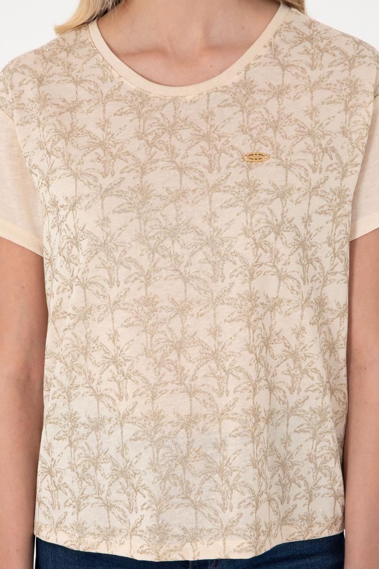 Kadın Bej Desenli Bisiklet Yaka Tişört - 50300772030