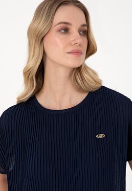 Kadın Lacivert Bisiklet Yaka Tişört - 50300776006