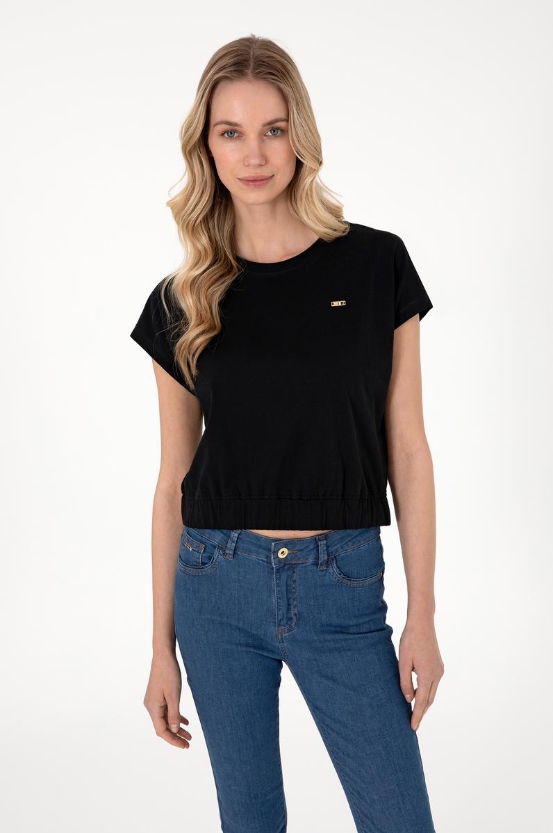 Kadın Siyah Bisiklet Yaka Tişört