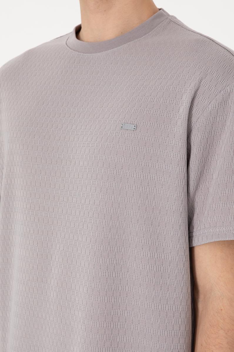 Erkek Comfort Fit Bisiklet Yaka Koyu Gri Tişört