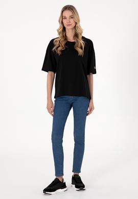 Kadın Siyah Oversize Bisiklet Yaka Tişört - 50305775005