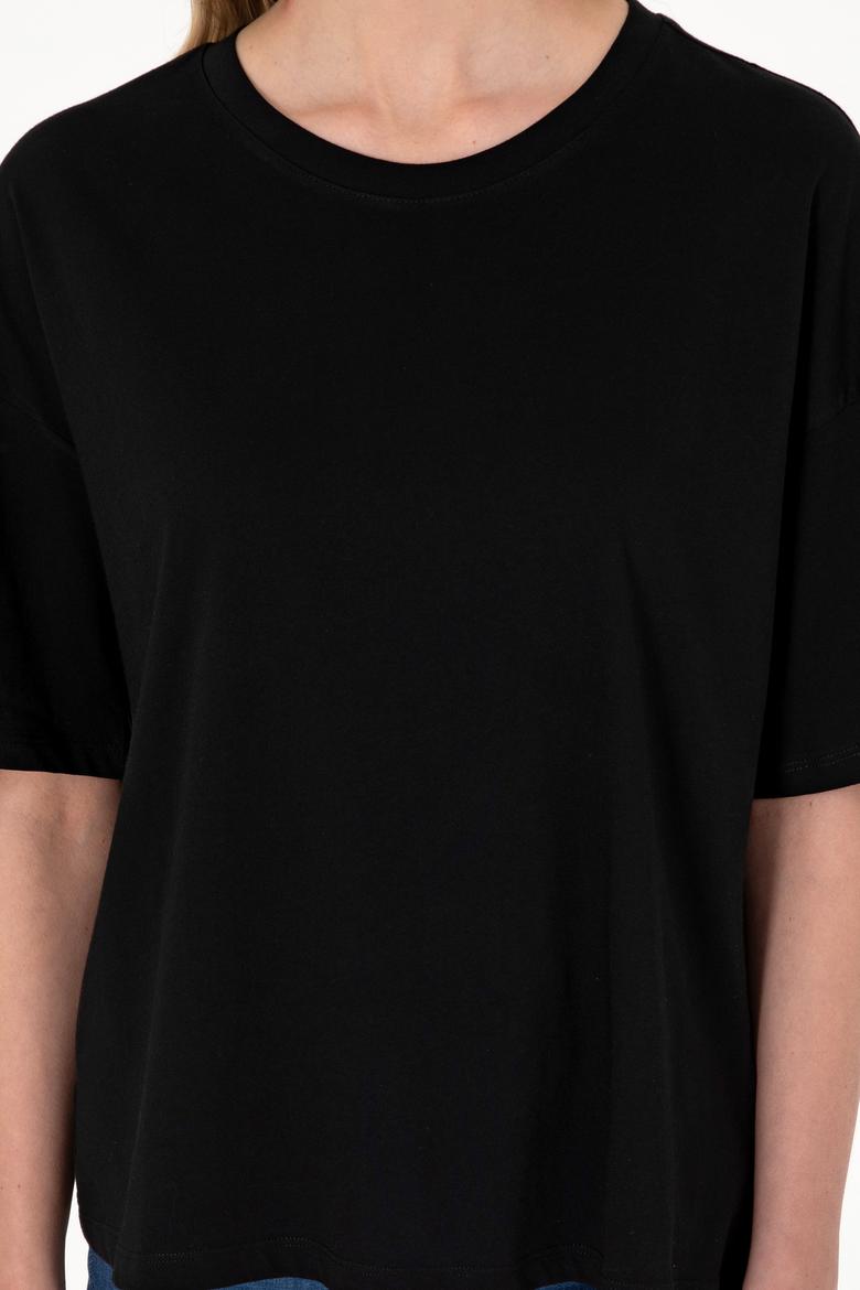 Kadın Siyah Oversize Bisiklet Yaka Tişört - 50305775005