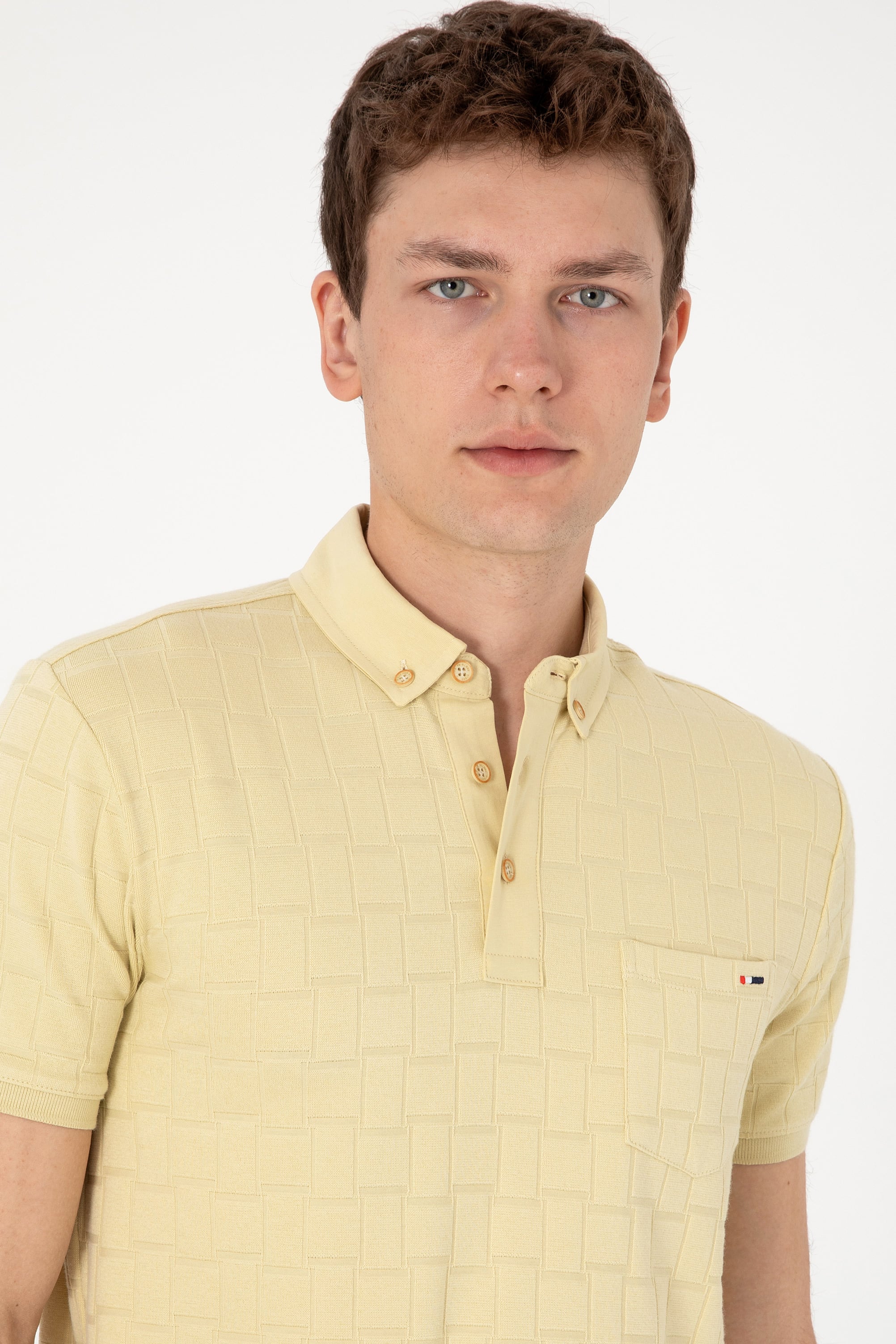 Erkek Slim Fit Polo Yaka Cepli Açık Haki Dokulu Tişört