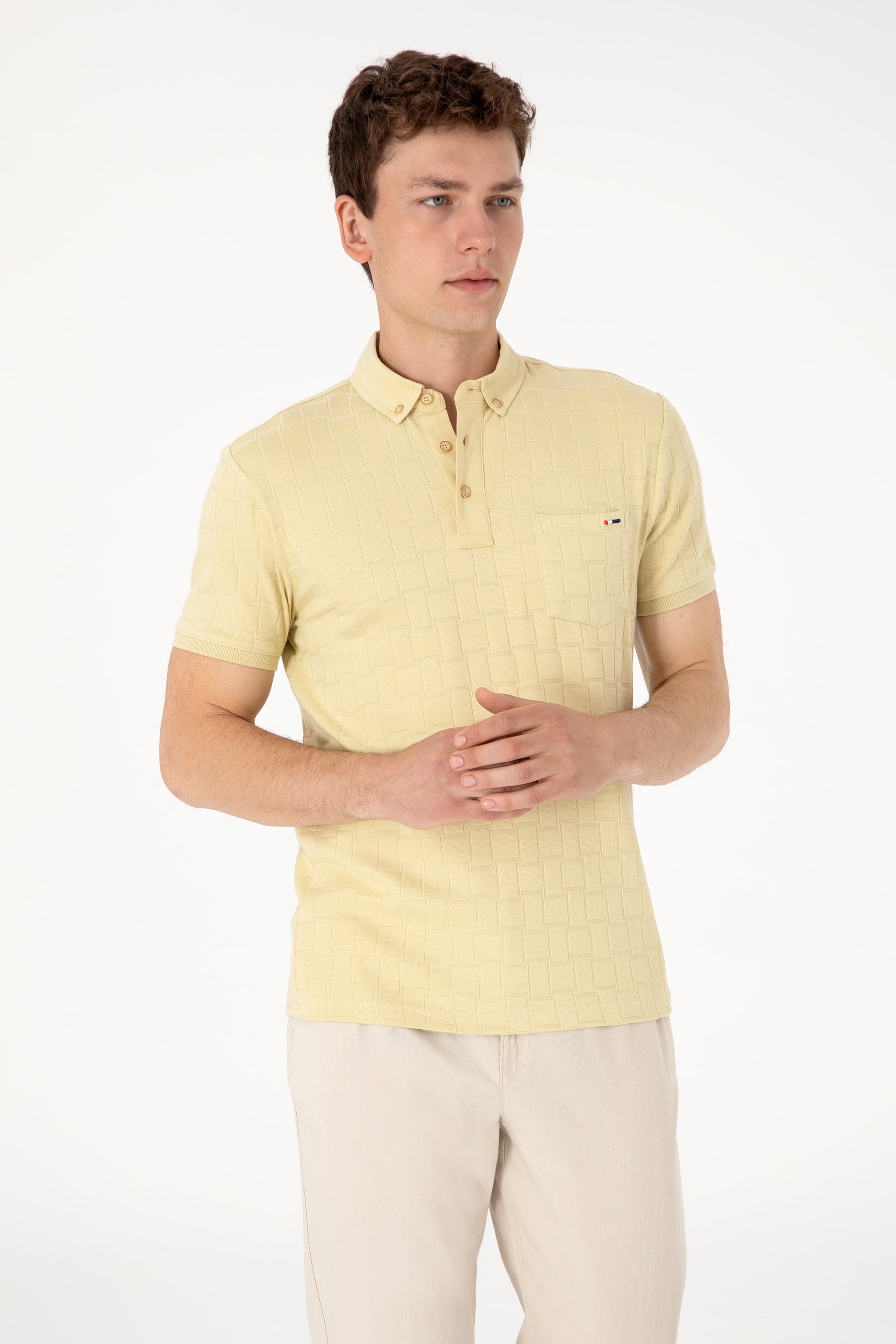 Erkek Slim Fit Polo Yaka Cepli Açık Haki Dokulu Tişört - Image 3