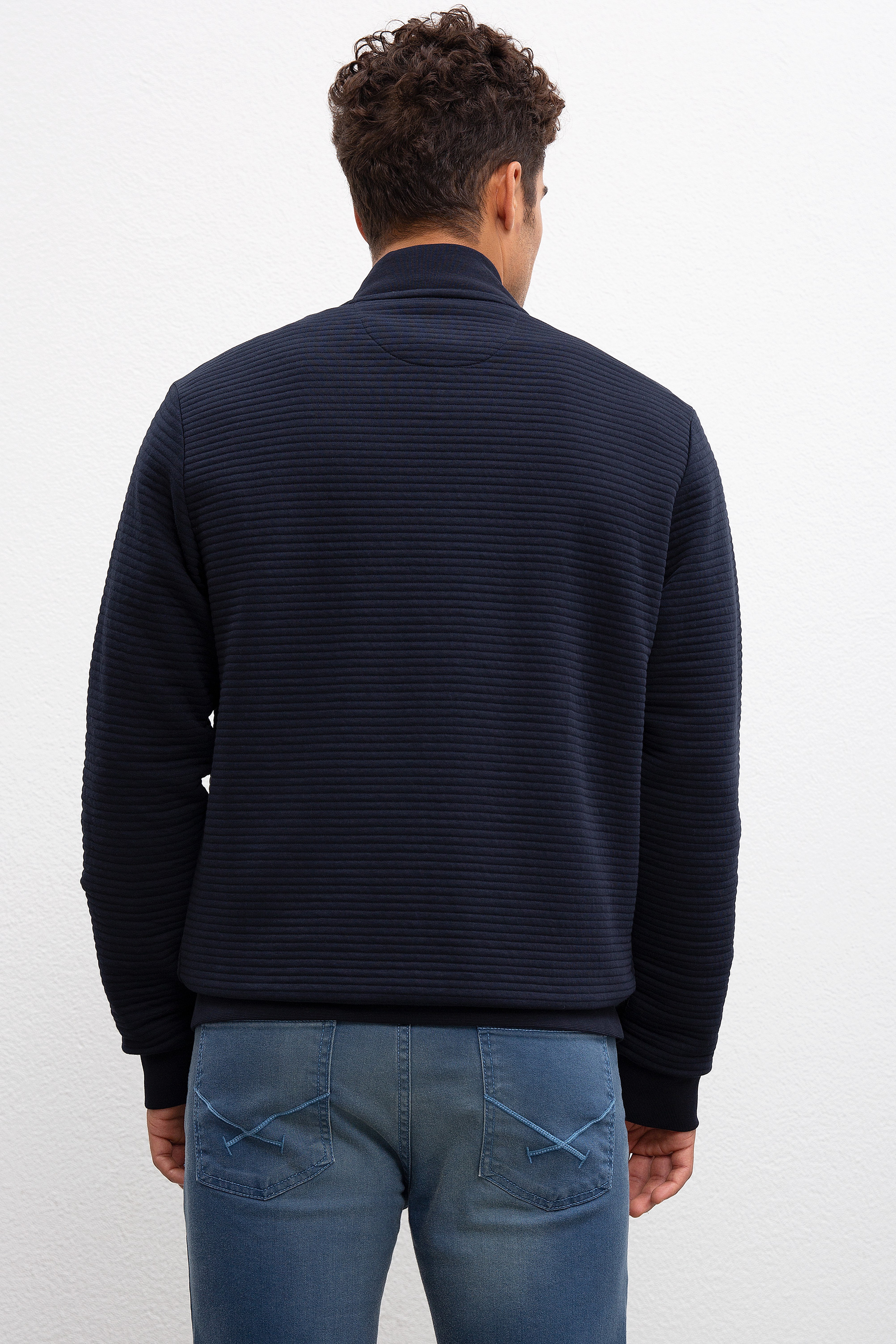 Erkek Lacivert Dik Yaka Fermuarlı Sweatshirt