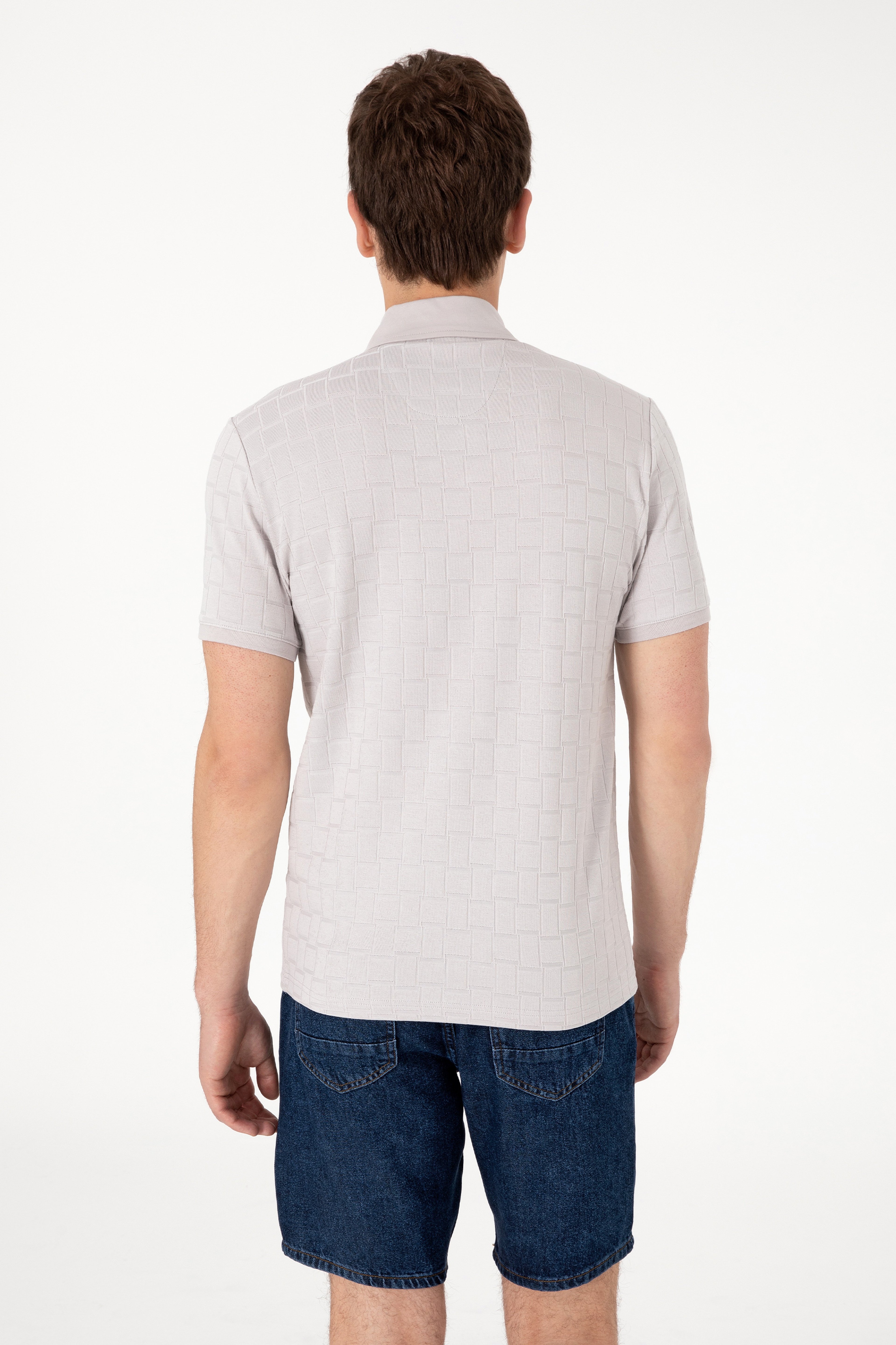 Erkek Slim Fit Polo Yaka Cepli Açık Gri Dokulu Tişört - Image 5