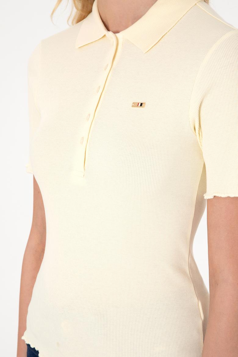 Kadın Krem Polo Yaka Tişört - 50306021009