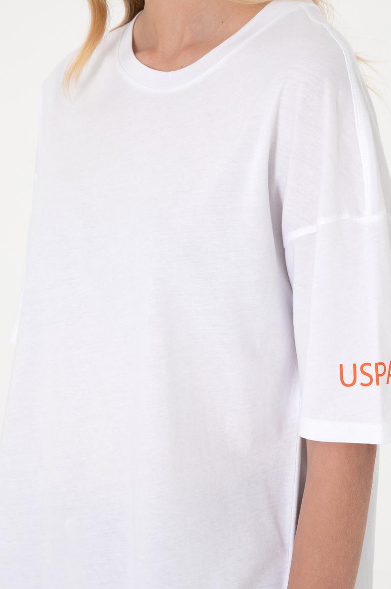 Kadın Beyaz Oversize Bisiklet Yaka Tişört