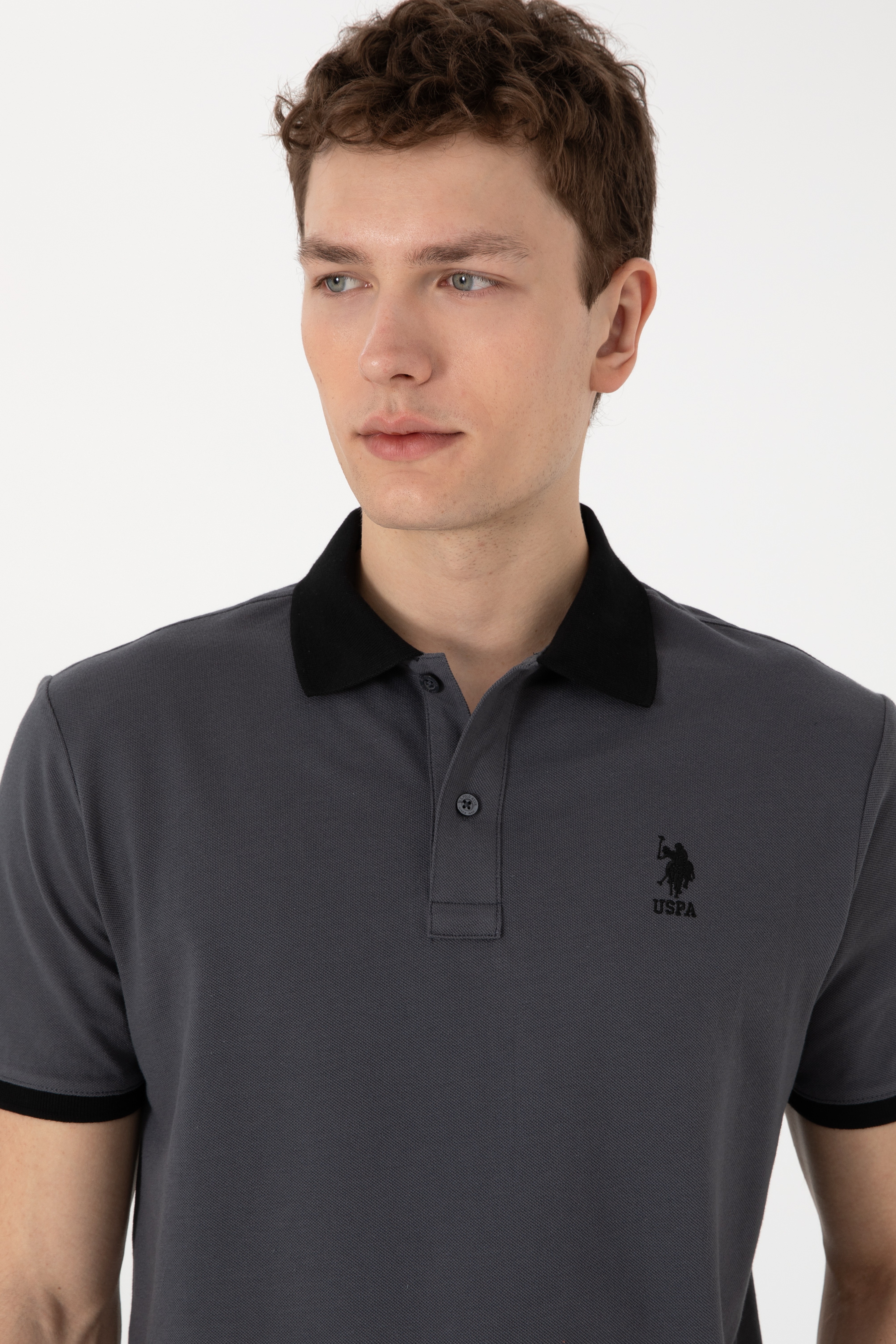 Erkek Regular Fit Polo Yaka Antrasit Basic Tişört - Image 2